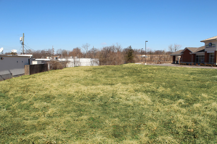 Delhi Pike Property photo