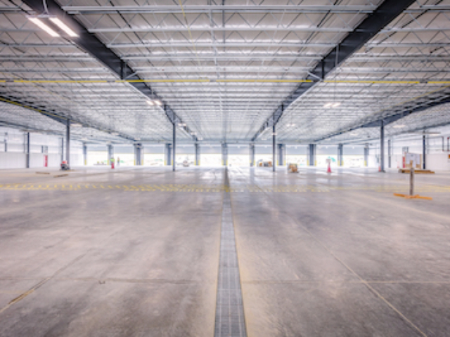 photo of Amazon Airport Hub Interior